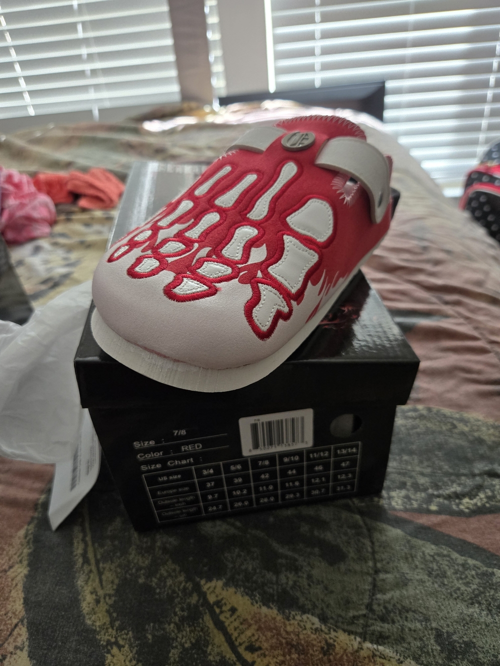 Octavious Marks Clogs - Picture 2 of 5